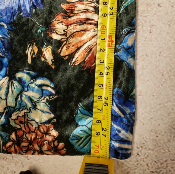 NWOT Zara Floral Print Velour Pants Size S - Picture 10 of 11